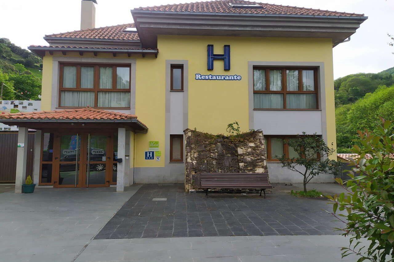 Hotel Santa Cristina Pola de Lena Exterior foto